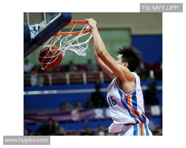 可兰白克的传奇人生与篮球梦想如何激励年轻一代运动员成长